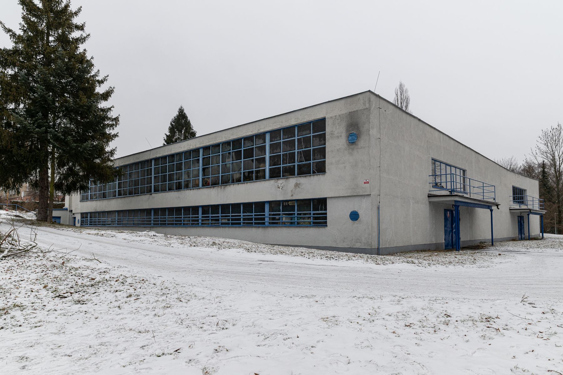 GARÁŽ NA NÁBŘEŽÍ